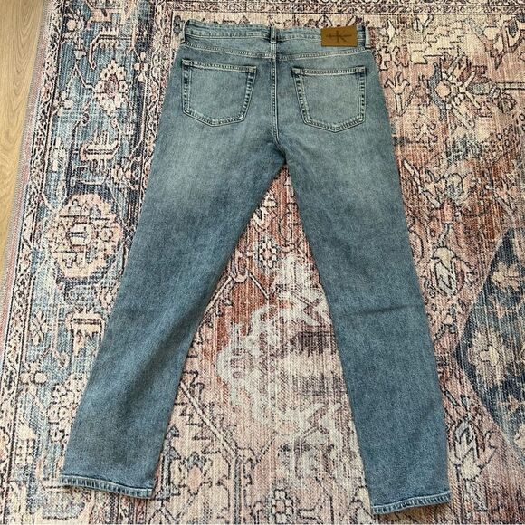 Calvin Klein NWT Skinny Fit Jeans Size W33 L30 Medium Blue Wash - Picture 12 of 14